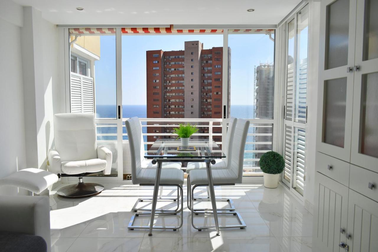 Los Caballos Vip Playa Levante Бенидорм Экстерьер фото