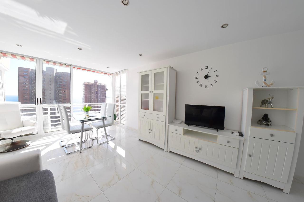 Los Caballos Vip Playa Levante Бенидорм Экстерьер фото