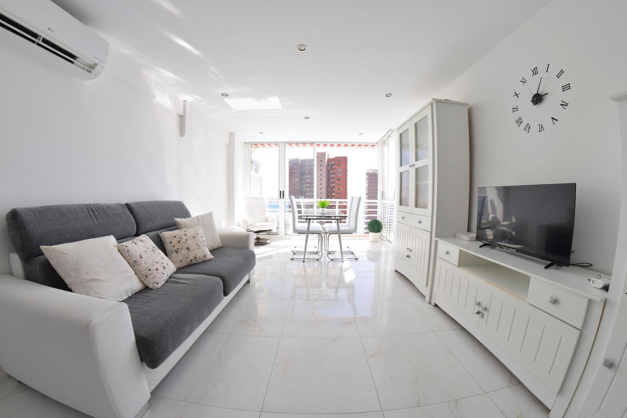 Los Caballos Vip Playa Levante Бенидорм Экстерьер фото