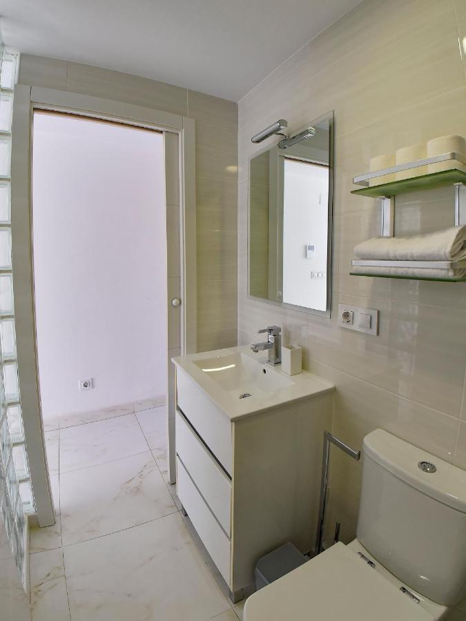 Los Caballos Vip Playa Levante Бенидорм Экстерьер фото