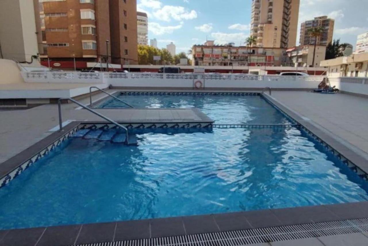 Los Caballos Vip Playa Levante Бенидорм Экстерьер фото